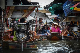 _Bangkok - Floating Market